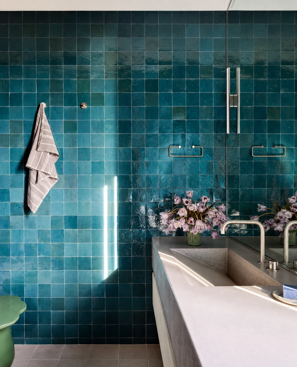 Montauk Cliff House teal tile bathroom in Montauk, New York, built by Hobbs Inc.